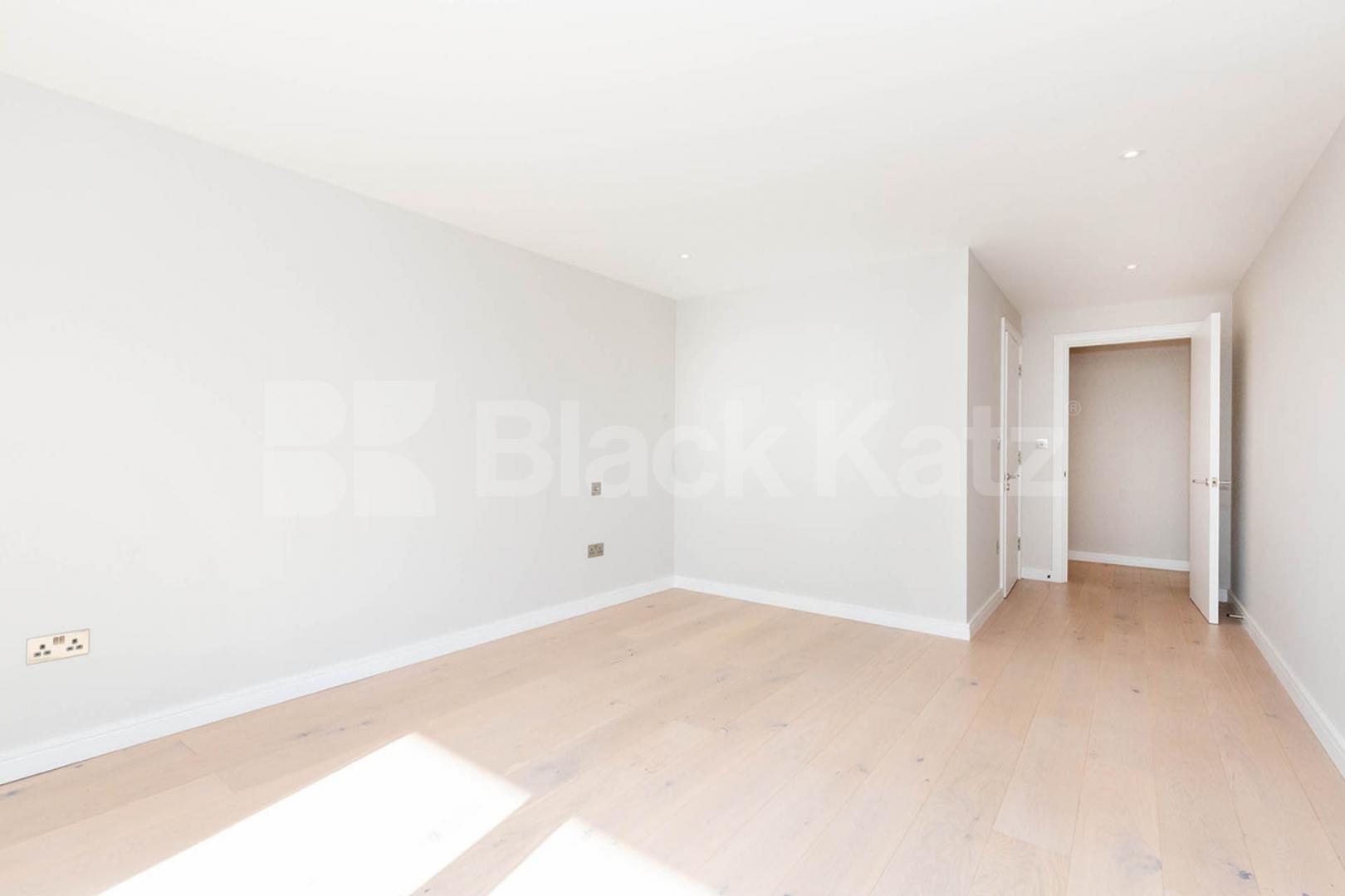 1326sqft 3 bed 3 bath apartment with a huge roof terrace  Tottenham Lane, Crouch End